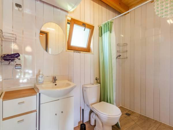 Bursztynowy Zakatek Lodge *
